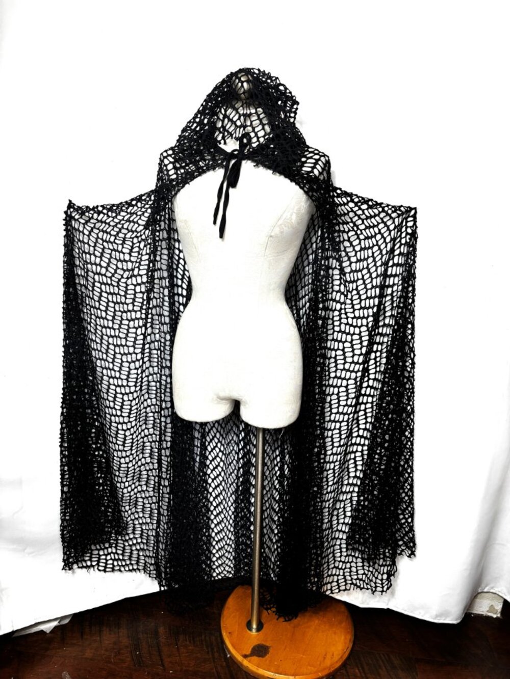 Rubie’s Black Mesh Long 63” Sexy Hooded Cape NWT NOS